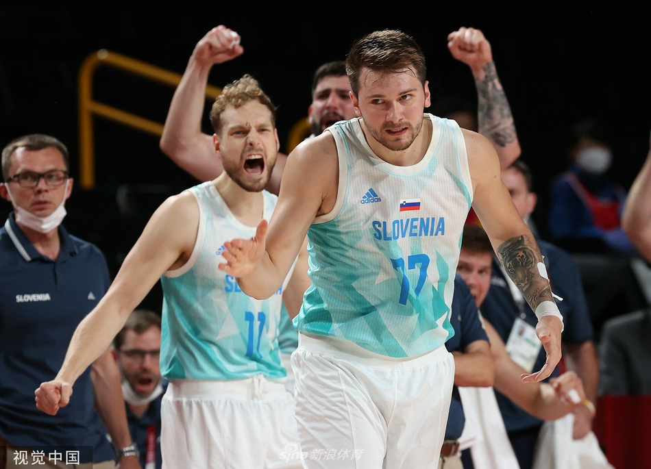 斯洛文尼亚男子滑板选手获得铜牌的简单介绍 斯洛文尼亚男子滑板选手获得铜牌的简单介绍