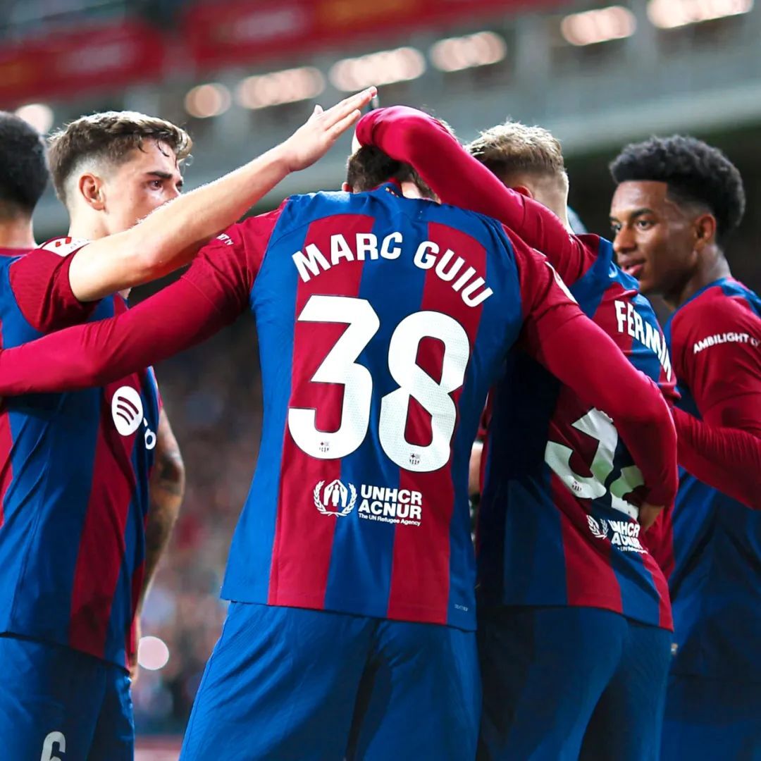 开云下载-格拉纳达前锋破门建功，球队成功逆袭