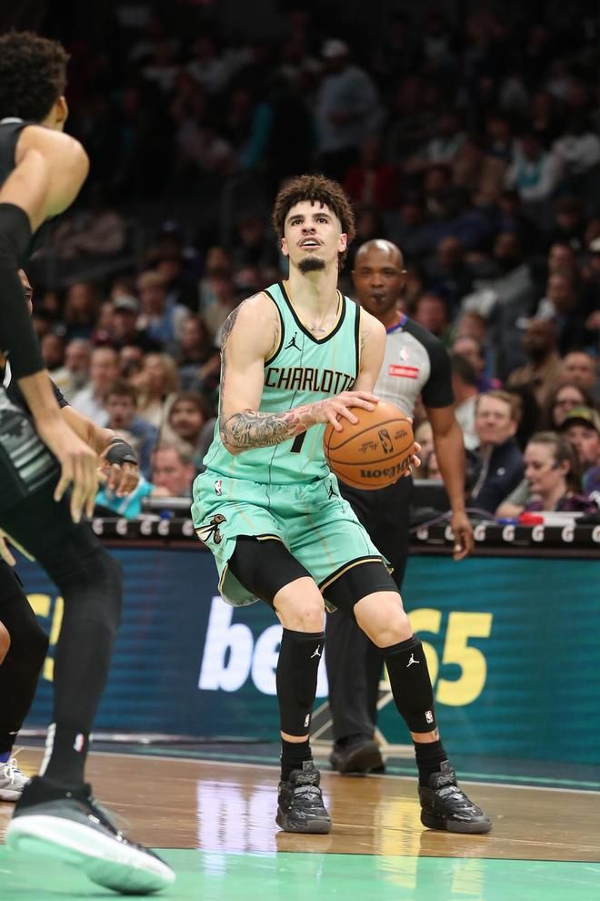 意大利男篮完胜法国男篮,福克斯绝境逆转的简单介绍 意大利男篮完胜法国男篮,福克斯绝境逆转的简单介绍