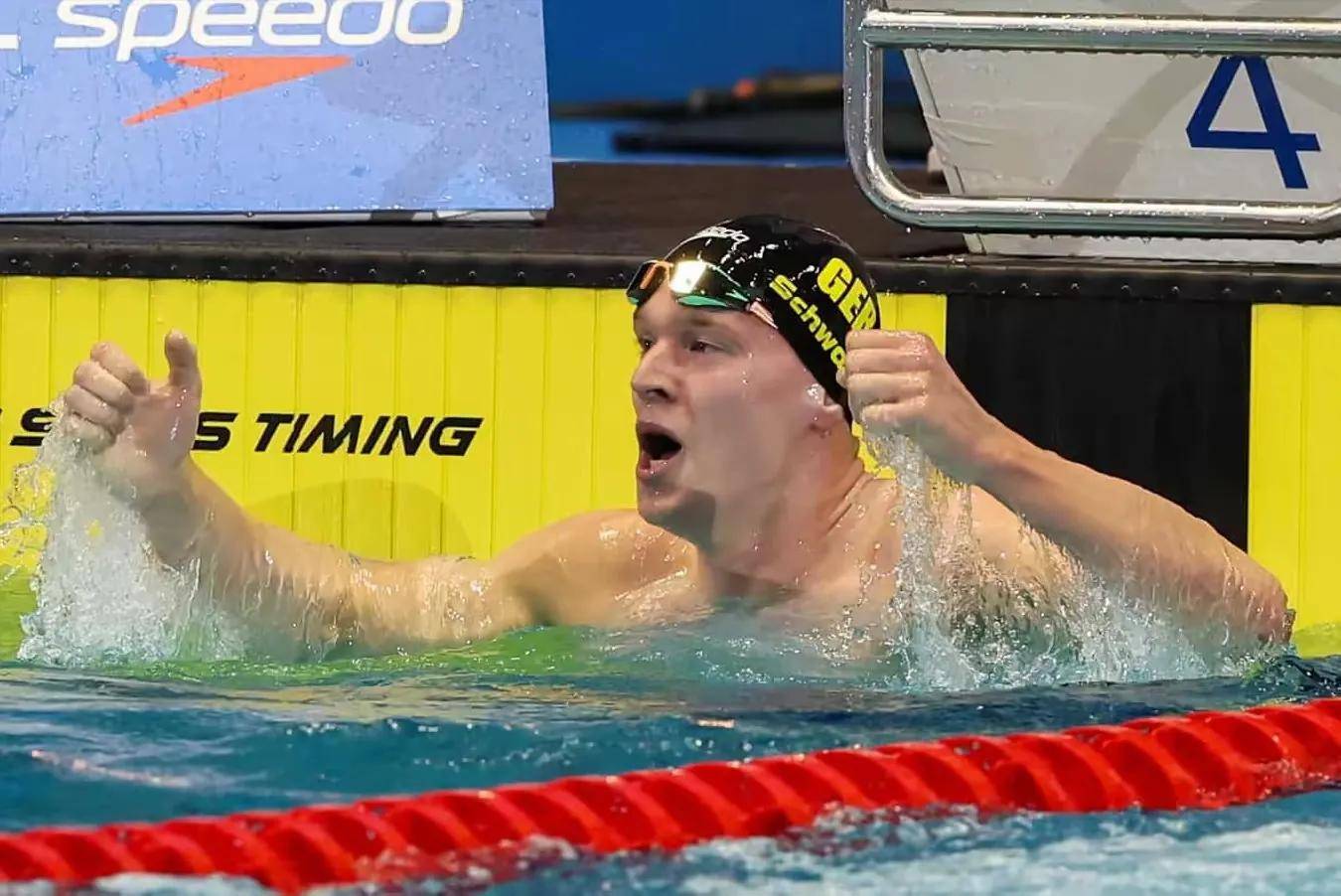 英国游泳选手刷新世界纪录夺冠 英国游泳选手刷新世界纪录夺冠