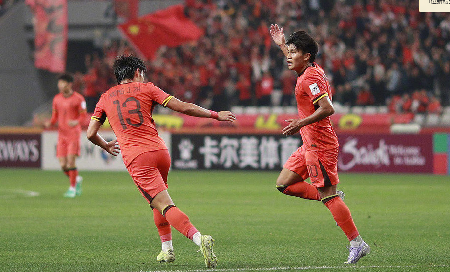 开云-中国足球职业赛事激烈进行中,球队奋力拼搏求胜的简单介绍