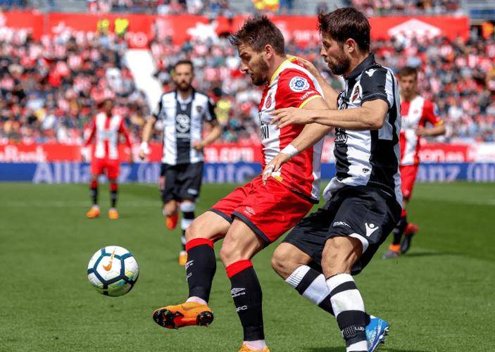 包含赫罗纳挑战莱万特，双方实力对比的词条