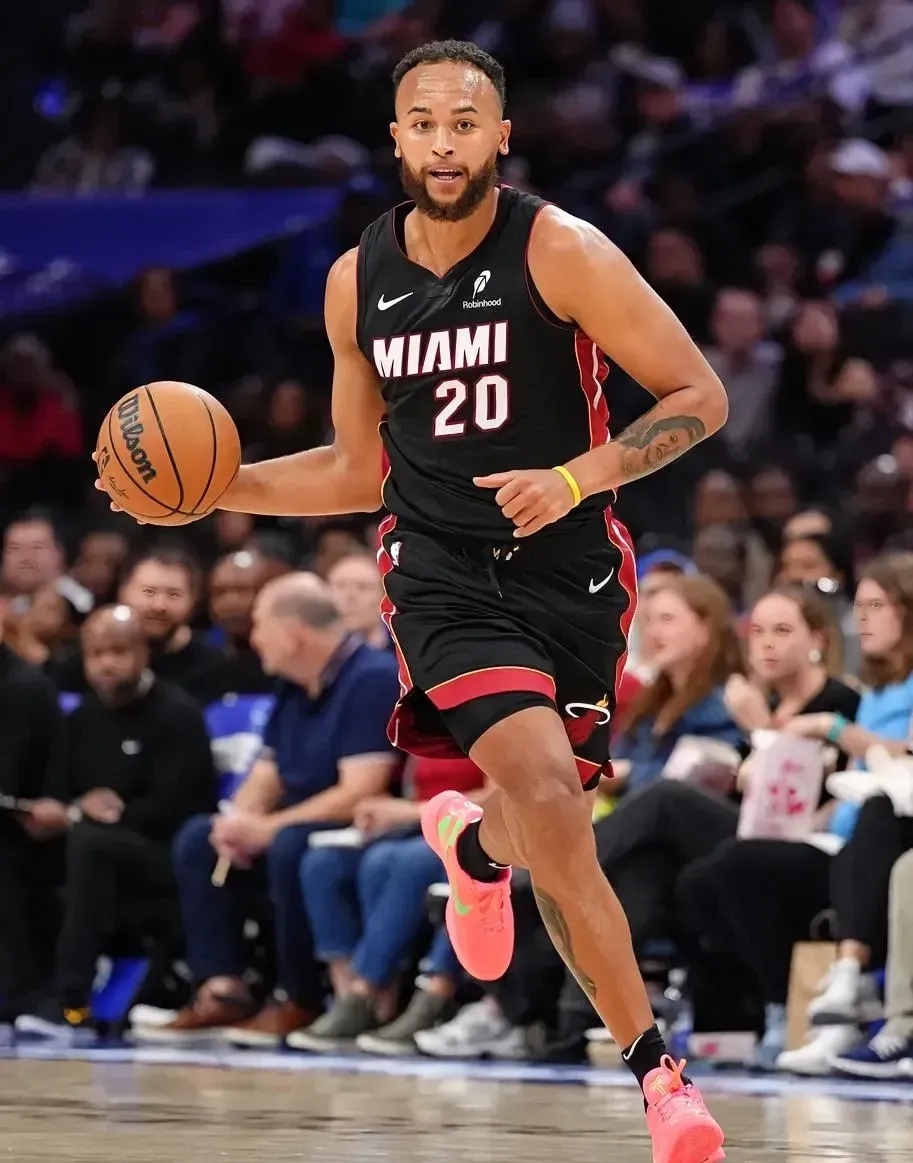 开云体育在线-热火横扫凯尔特人,戈贝尔带队取胜