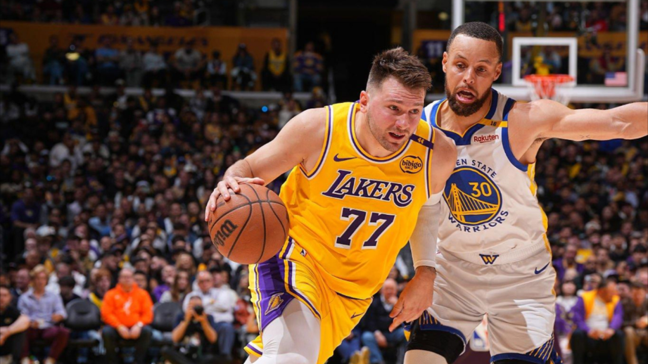 开云-包含湖人险胜骑士，库里惊艳四座的词条