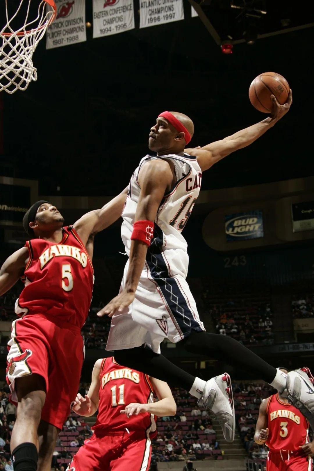 开云APP-爵士轻取猛龙，范弗利特状态火热