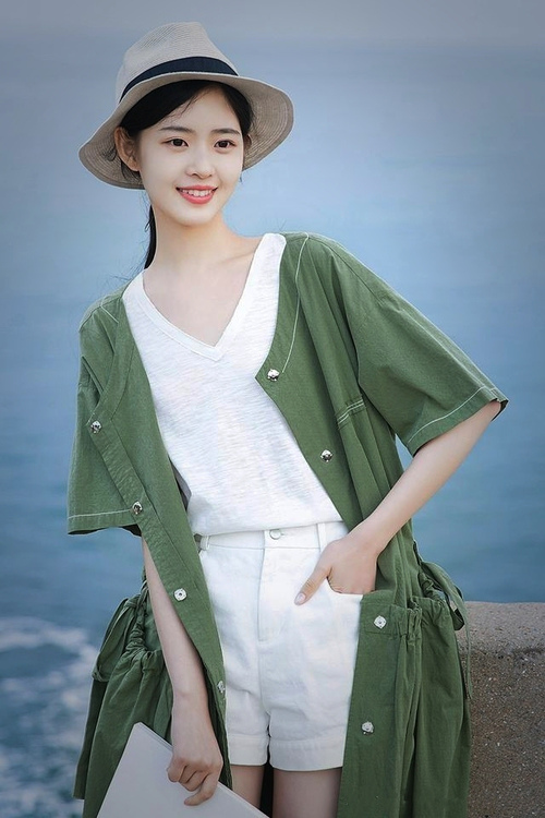 绿军王朝基石之战，团队篮球的终极胜利与费城双星困境